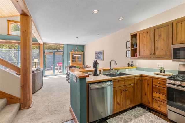 206 Alpen Rose Place 8727 photo 22