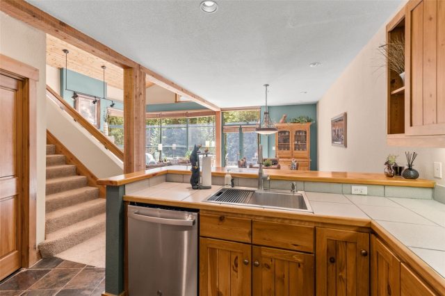 206 Alpen Rose Place 8727 photo 23