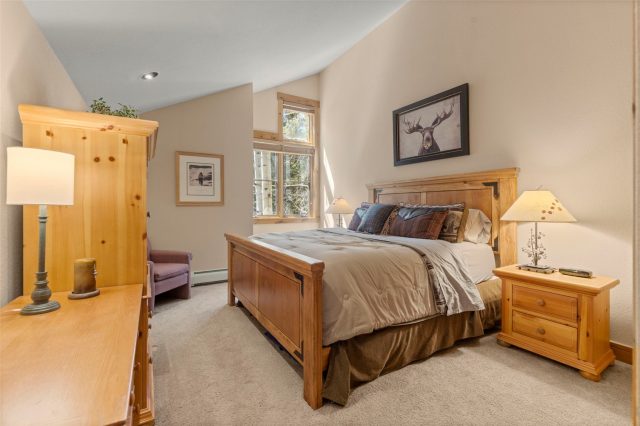 Townhome in Ski Tip Ranch Condominiums, Keystone — photo 3 Townhome in Ski Tip Ranch Condominiums, Keystone, CO — photo 3 (MLS S1068598)