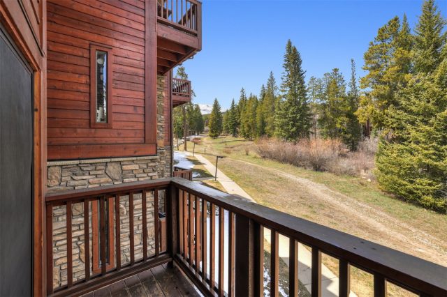 Condo in Pine Ridge Condo, Breckenridge — photo 4 Condo in Pine Ridge Condo, Breckenridge, CO — photo 4 (MLS S1068602)