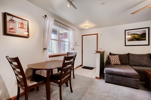 300 Streamside Lane 300-1 photo 10