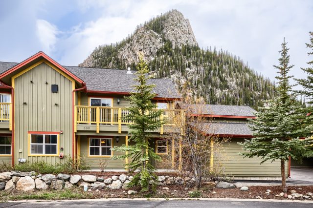 Condo in Sun Gate Condo, Frisco — photo 1 Condo in Sun Gate Condo, Frisco, CO — photo 1 (MLS S1068615)