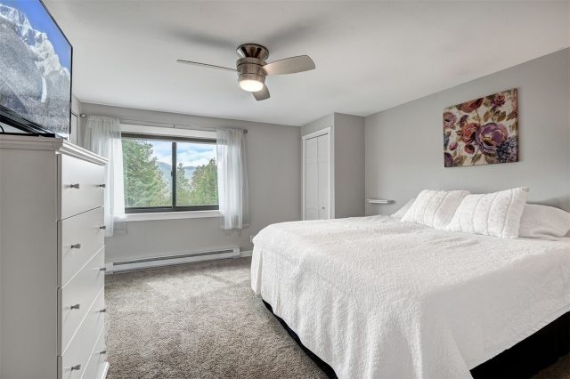52 Club House Road 44 photo 12