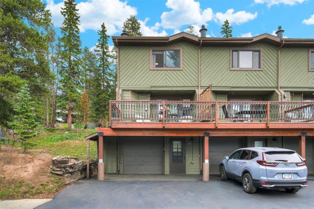 Condo in Charon Pines Condo, Breckenridge — photo 1 Condo in Charon Pines Condo, Breckenridge, CO — photo 1 (MLS S1068620)