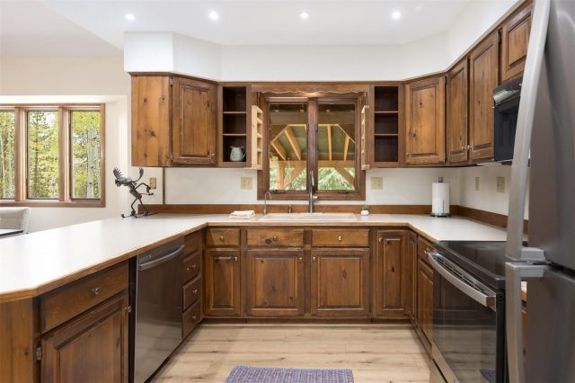18 Hawn Drive photo 13