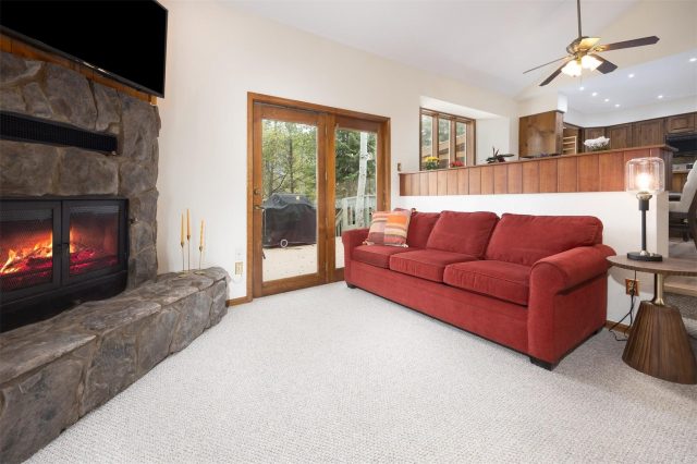 18 Hawn Drive photo 16