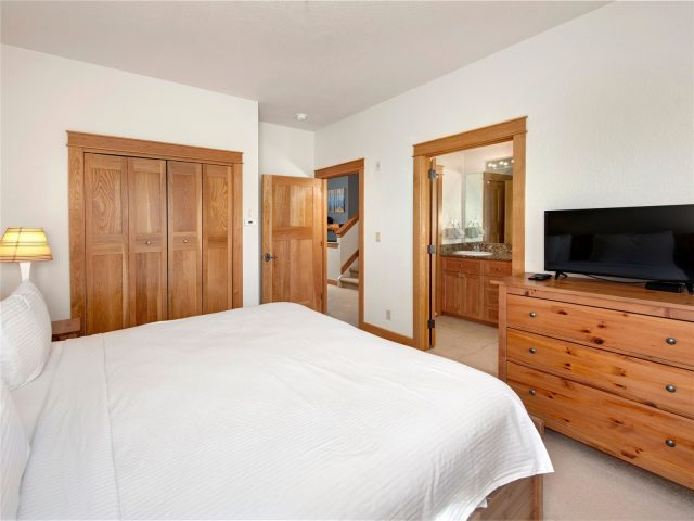 57 Lake Ridge Circle 1850 photo 17