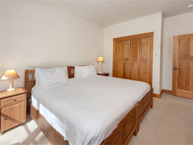 57 Lake Ridge Circle 1850 photo 18