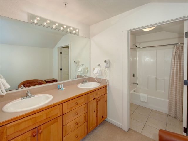 57 Lake Ridge Circle 1850 photo 23