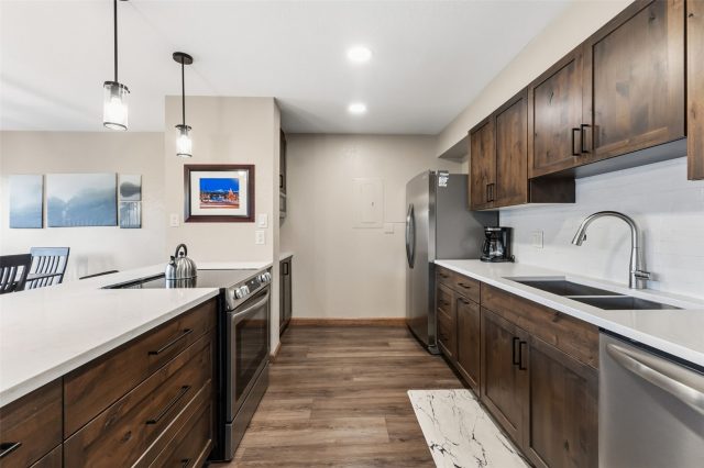 325 Four Oclock Road C301 photo 11