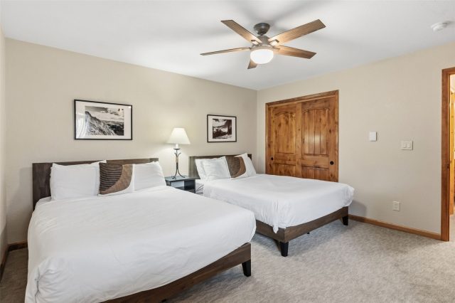 325 Four Oclock Road C301 photo 15