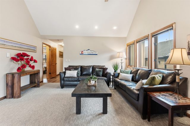 Condo in Park Place Condo, Breckenridge, CO — photo 6 (MLS S1068630)