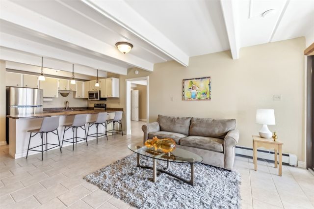 220 E La Bonte Street 215 photo 7