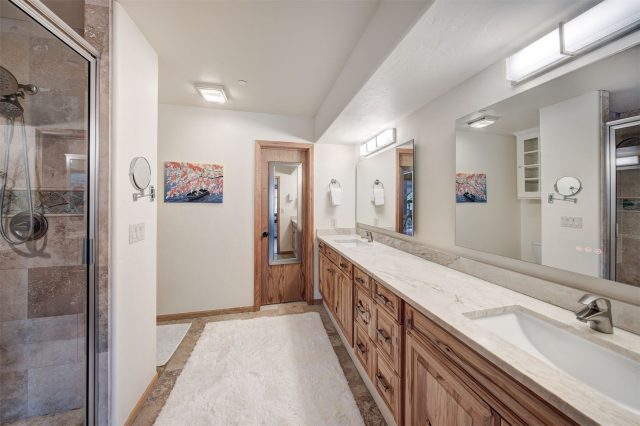 442 White Cloud Drive photo 29