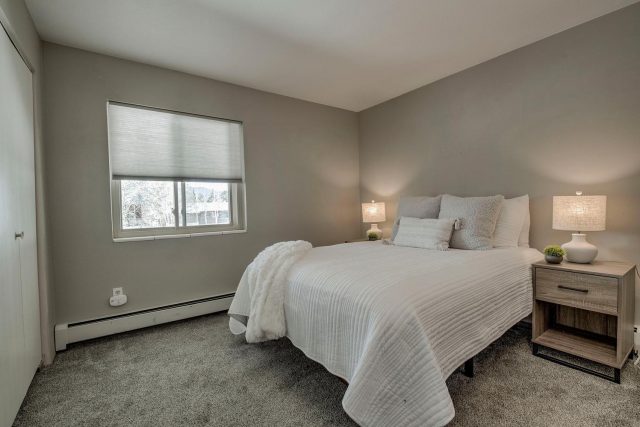 370 E La Bonte Street B photo 13