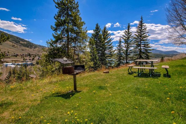 370 E La Bonte Street B photo 29