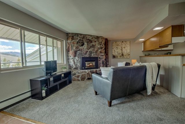 Condo in Lake View Condo, Dillon — photo 4 Condo in Lake View Condo, Dillon, CO — photo 4 (MLS S1068660)