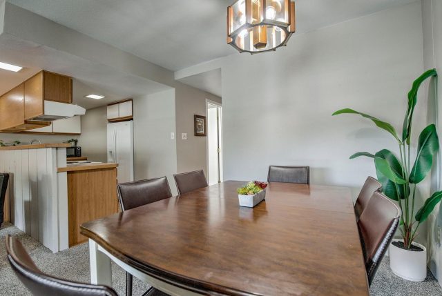 370 E La Bonte Street B photo 7