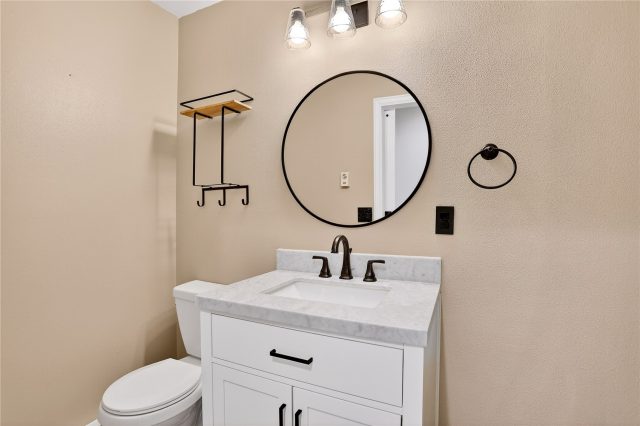 258 Cove Boulevard 9 photo 14