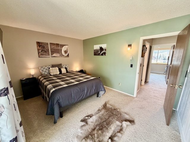 258 Cove Boulevard 9 photo 18