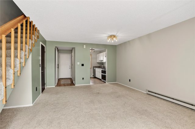 258 Cove Boulevard 9 photo 8
