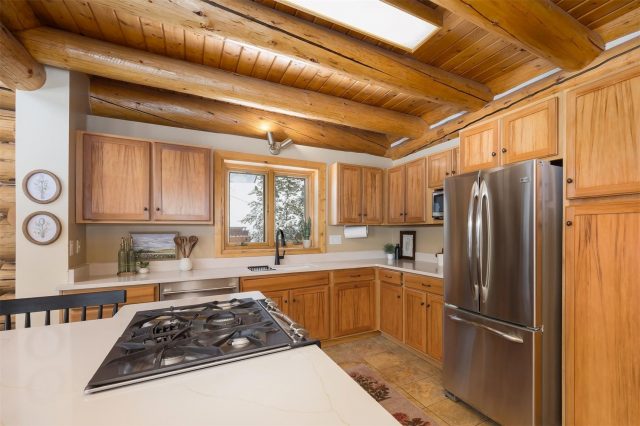 545 Tanglewood Lane photo 8