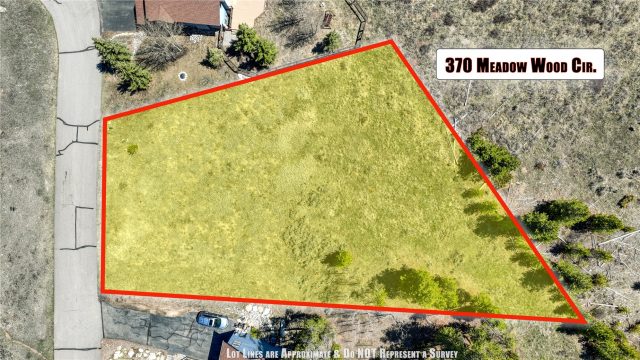 370 Meadow Wood Circle photo 32