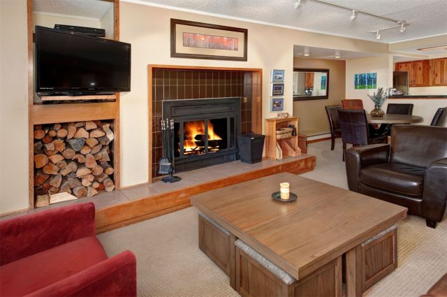 Condo in Pines At Keystone Condo, Keystone, CO — photo 5 (MLS S1068695)