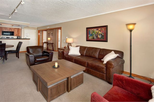 21640 Us Highway 6 2122 photo 7
