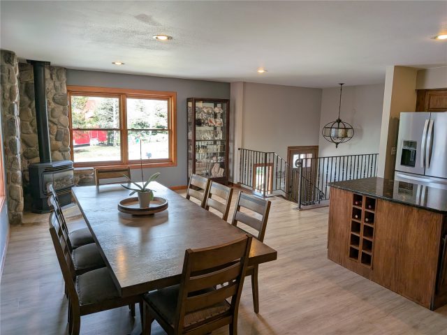 216 Climax Drive photo 7