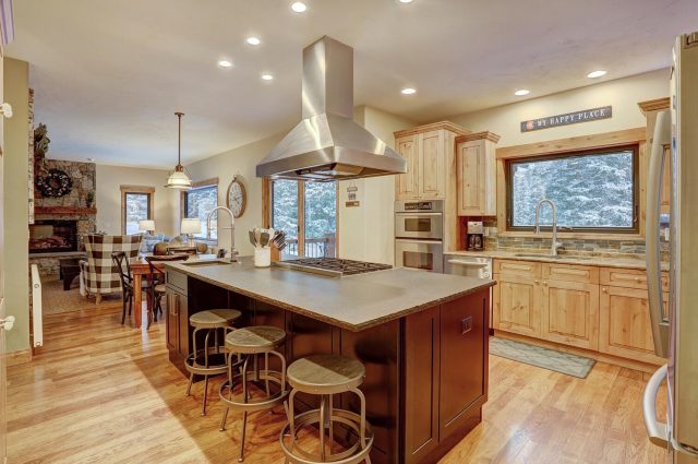 310 Whispering Pines Circle photo 10