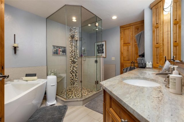 310 Whispering Pines Circle photo 31