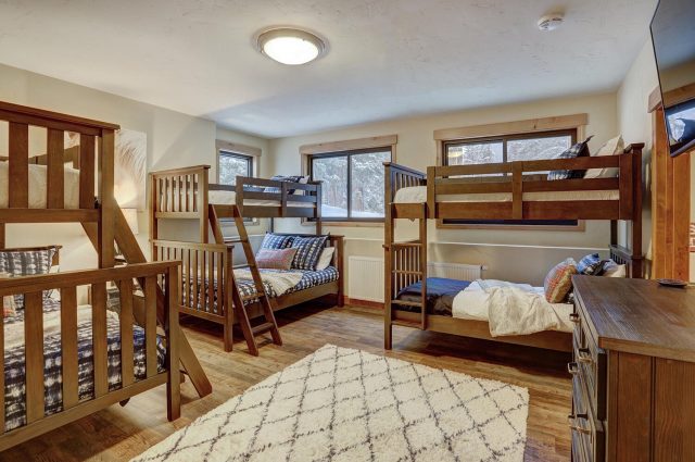 310 Whispering Pines Circle photo 7