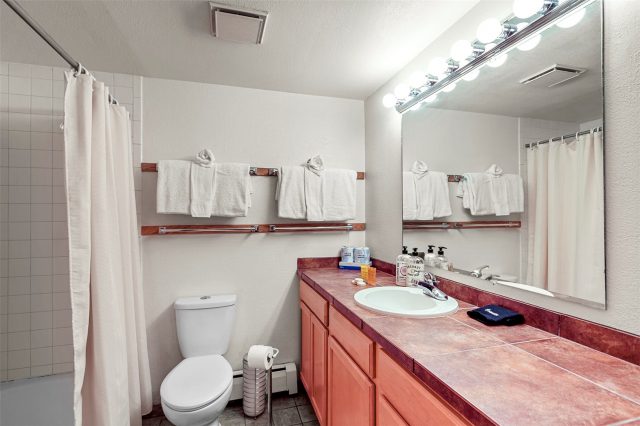370 E La Bonte Street F photo 19