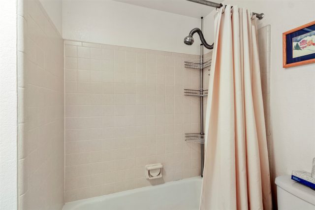 370 E La Bonte Street F photo 21