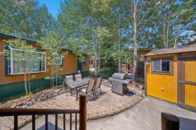 85 Revett Drive 41 photo 23