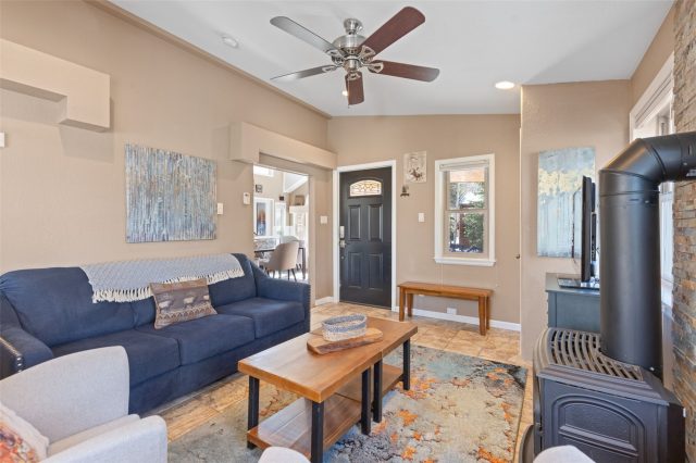 85 Revett Drive 41 photo 7