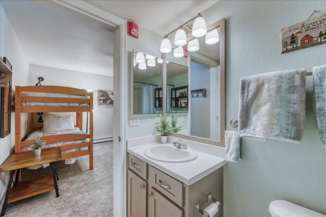 203 Pelican Circle 1409 photo 21