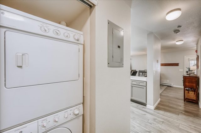 203 Pelican Circle 1409 photo 23