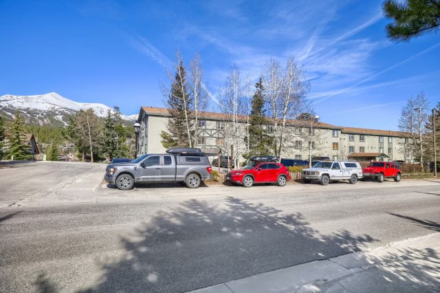 301 N French Street 308 photo 16