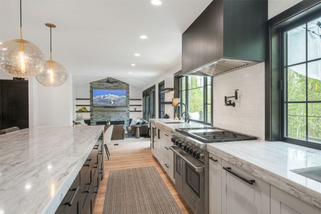 306 S Golden Eagle Drive photo 10