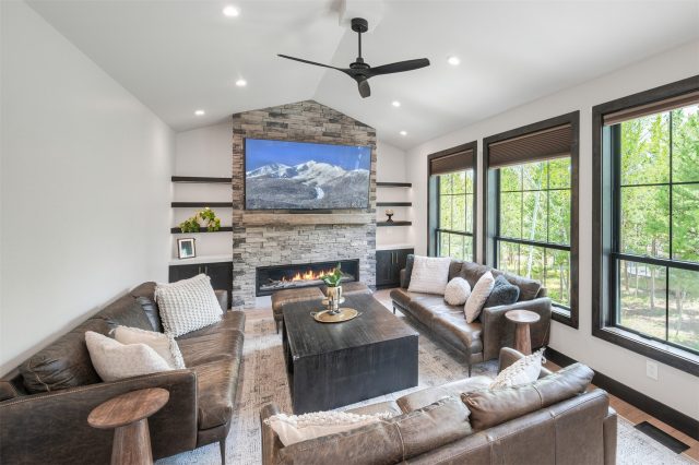 306 S Golden Eagle Drive photo 12
