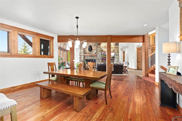 315 Lake Edge Drive photo 10