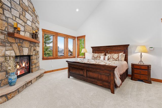 315 Lake Edge Drive photo 19