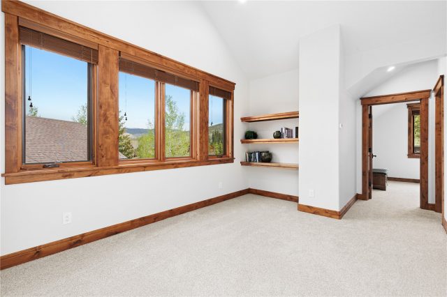 315 Lake Edge Drive photo 30