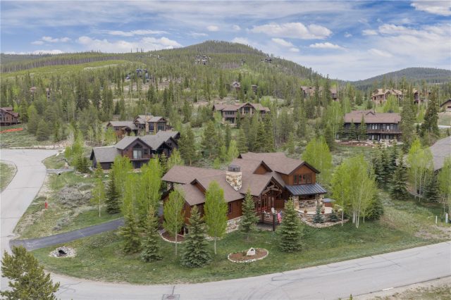 Home in Highlands At Breck-highlands Park S, Breckenridge, CO — photo 4 (MLS S1068749)