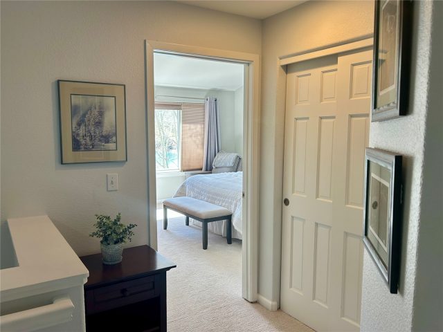 114 Robin Drive 114 photo 18