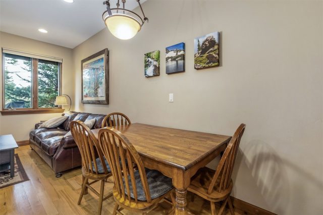 83 Chestnut Lane 83 photo 11
