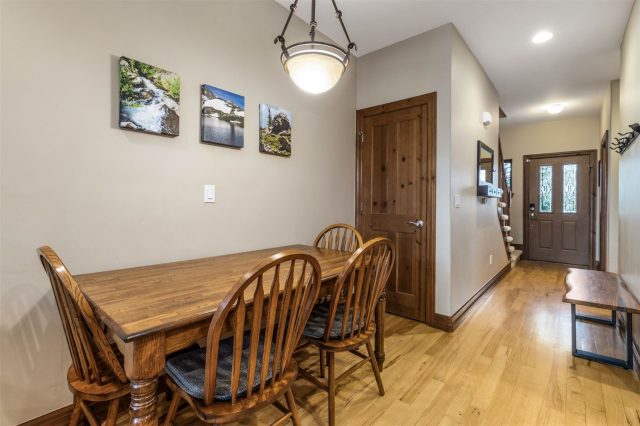 83 Chestnut Lane 83 photo 12