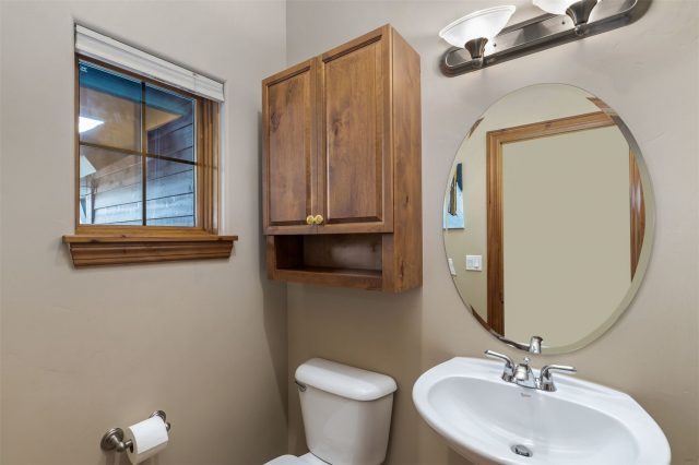 83 Chestnut Lane 83 photo 16